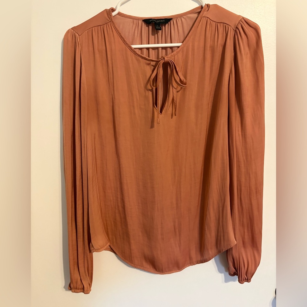 Banana Republic Terracotta Blouse with Tie-Front Size Small